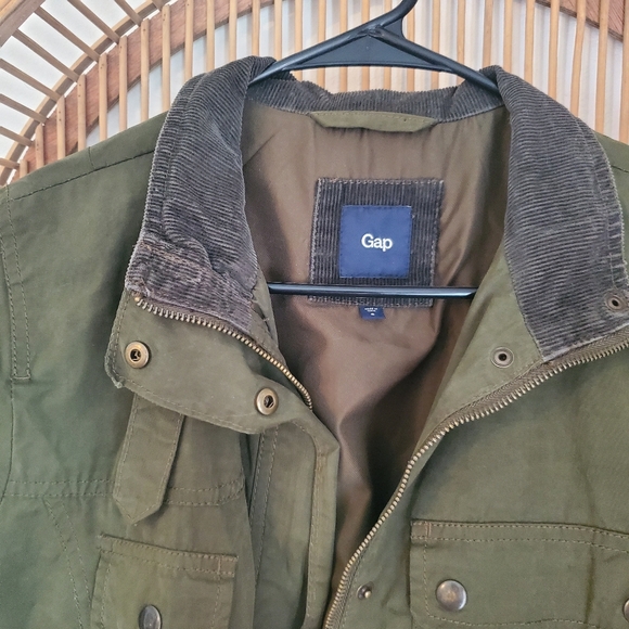 Dark Green/Olive GAP jacket - Picture 3 of 6